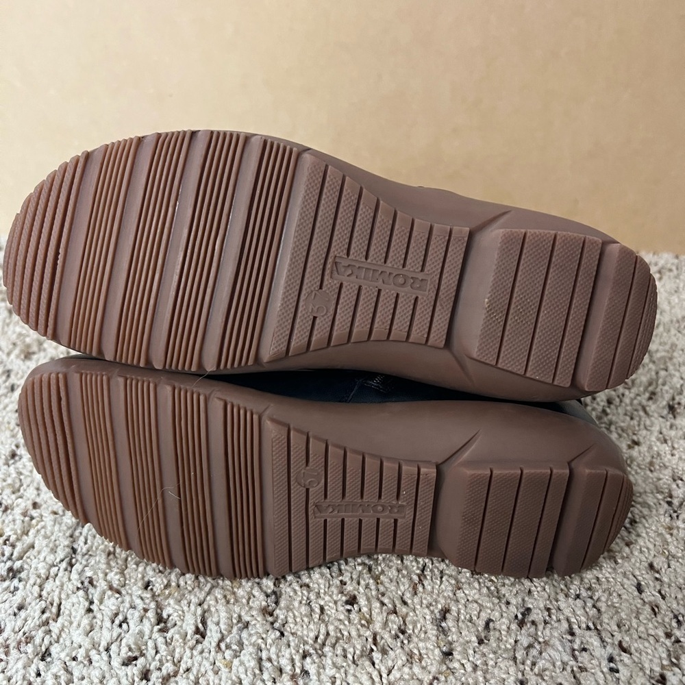 Romika Loire Leather Bootie NWOT - Picture 6 of 9